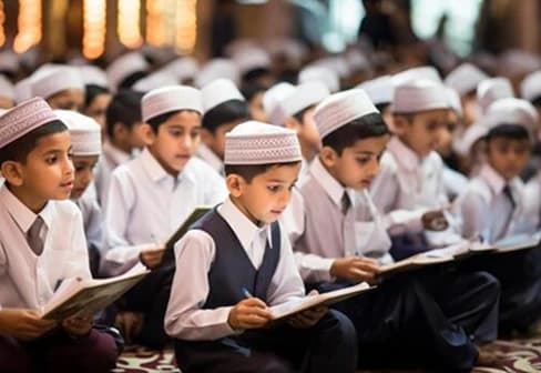 Student reciting Quran during online lesson